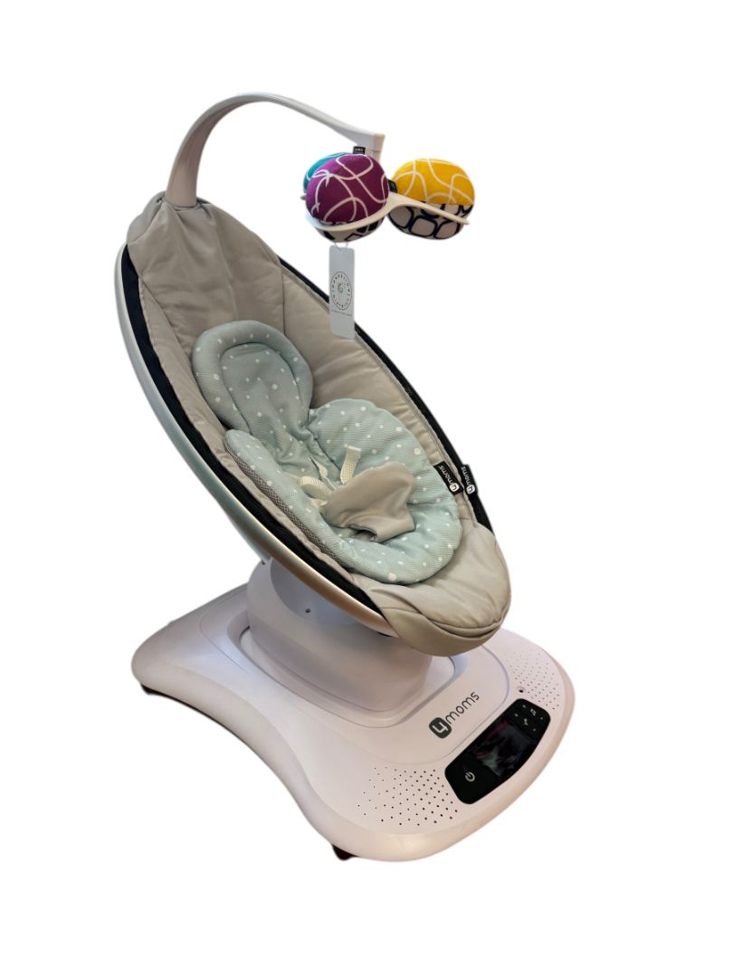 MAMAROO MULTI-MOTION SWING