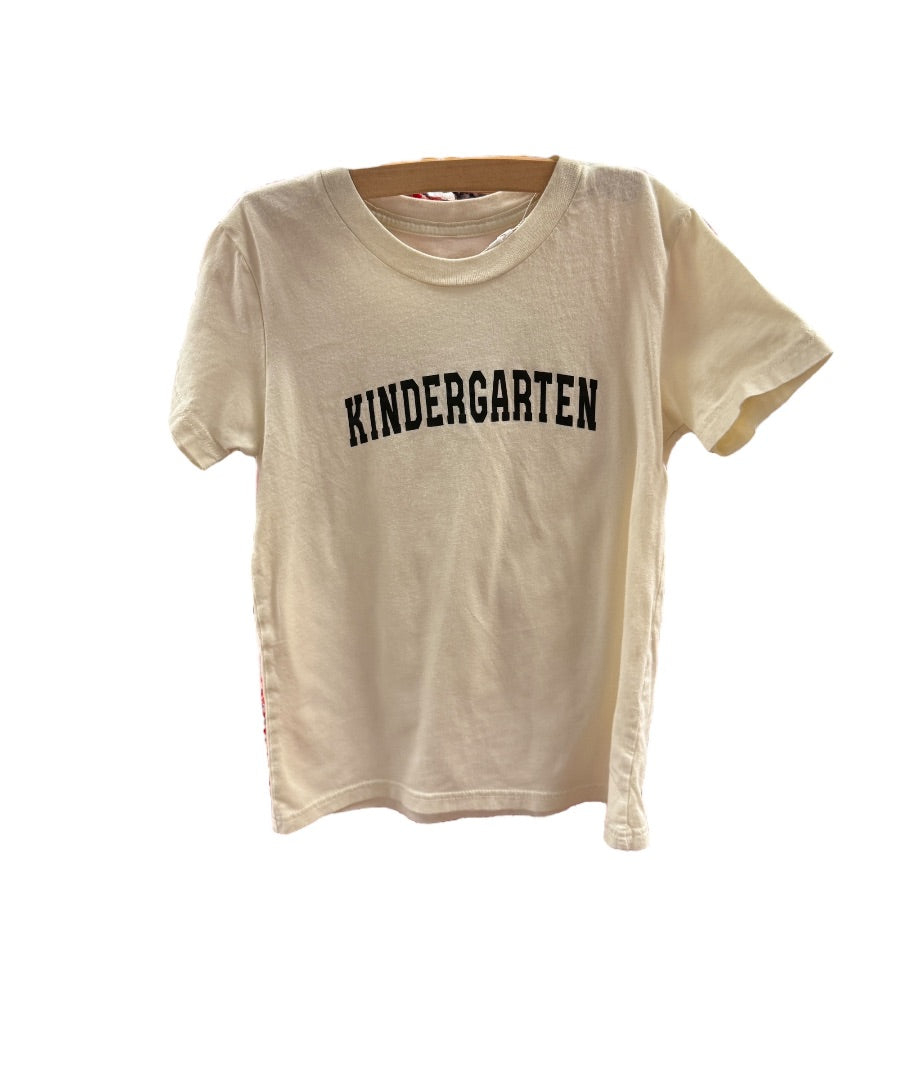S/S "KINDERGARTEN" TEE
