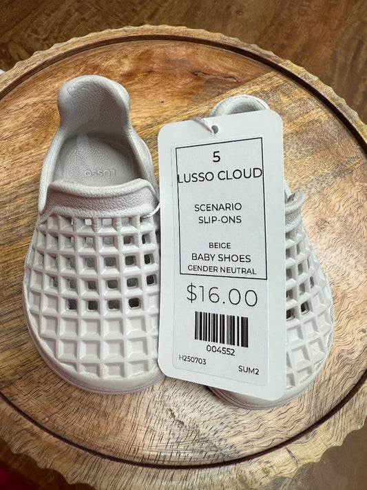 SCENARIO SLIP-ONS