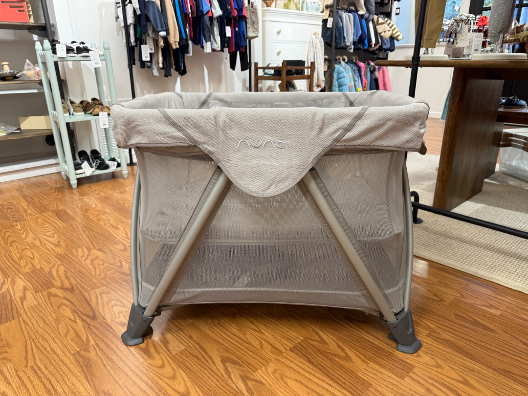 SENA AIRE MINI PLAYARD & TRAVEL CRIB