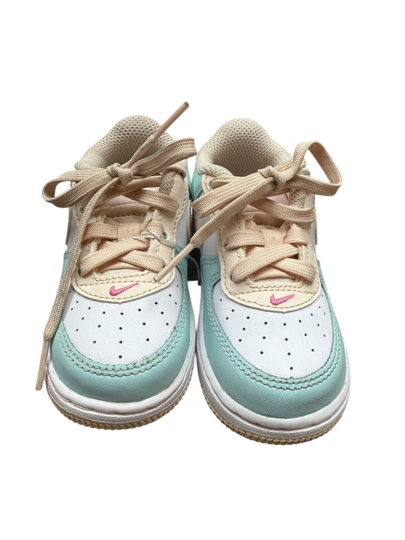 AIR FORCE 1 EMERALD RISE GUAVA ICE SNEAKERS