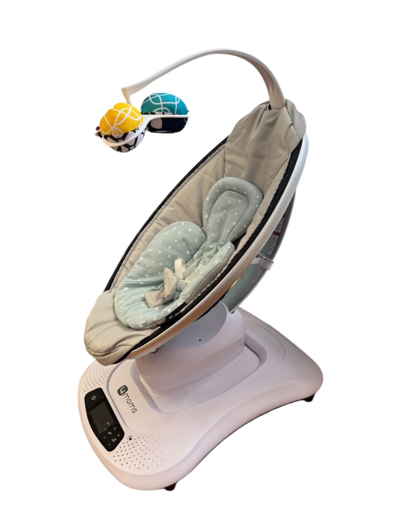 MAMAROO MULTI-MOTION SWING