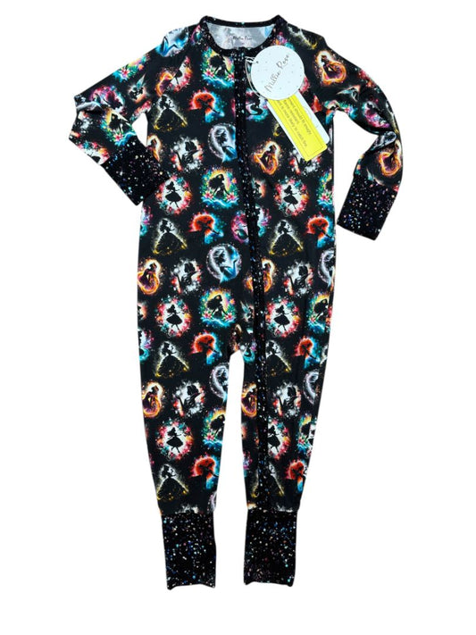 NEW PRINCESS SILHOUETTE ZIP SLEEPER